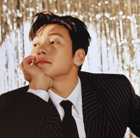 celebrity.actorname image