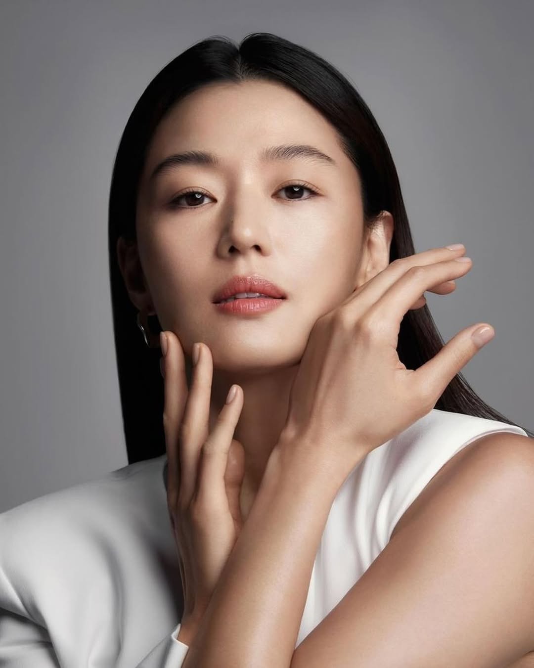 Jun Ji Hyun public/images/actor/images/Jun-Ji-Hyun-1982.jpeg