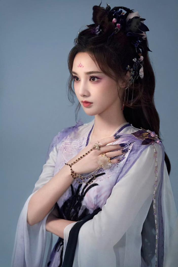 Peng Xiao Ran public/images/actor/images/Peng-Xiao-Ran-7628.jpeg