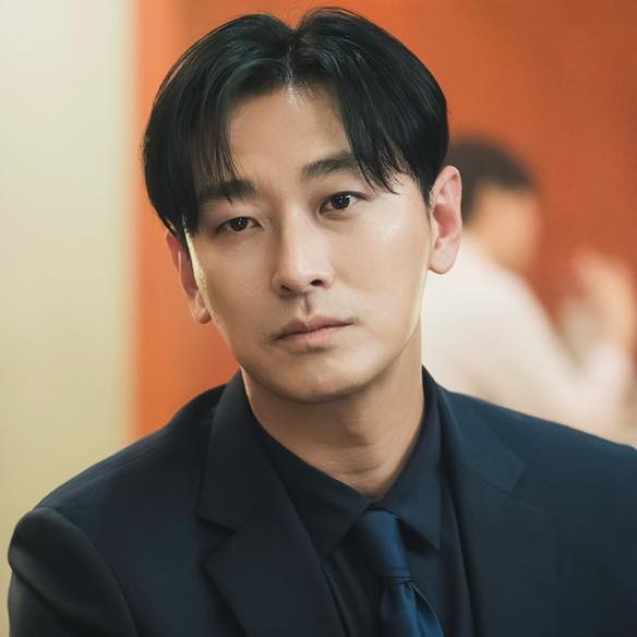 public/images/actor/profilePic/Ju-Ji-Hoon-7354.jpeg