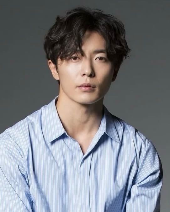 public/images/actor/profilePic/Kim-Jae-Wook-2738.jpeg