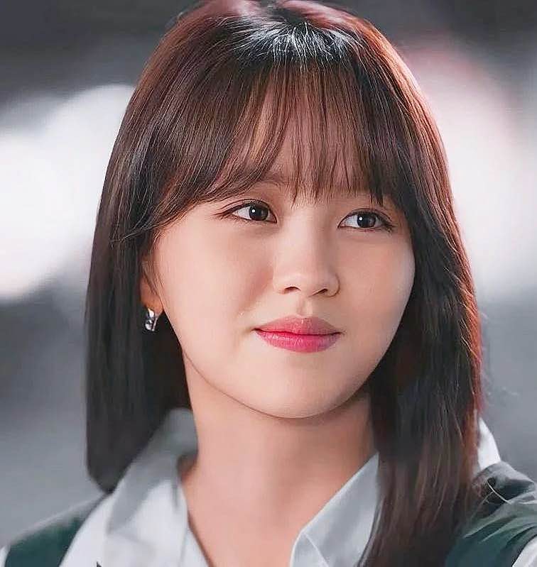 public/images/actor/profilePic/Kim-So-Hyun-5293.jpeg