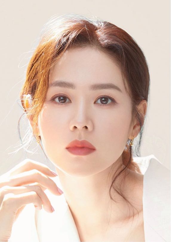 public/images/actor/profilePic/Son-Ye-Jin-1871.jpeg