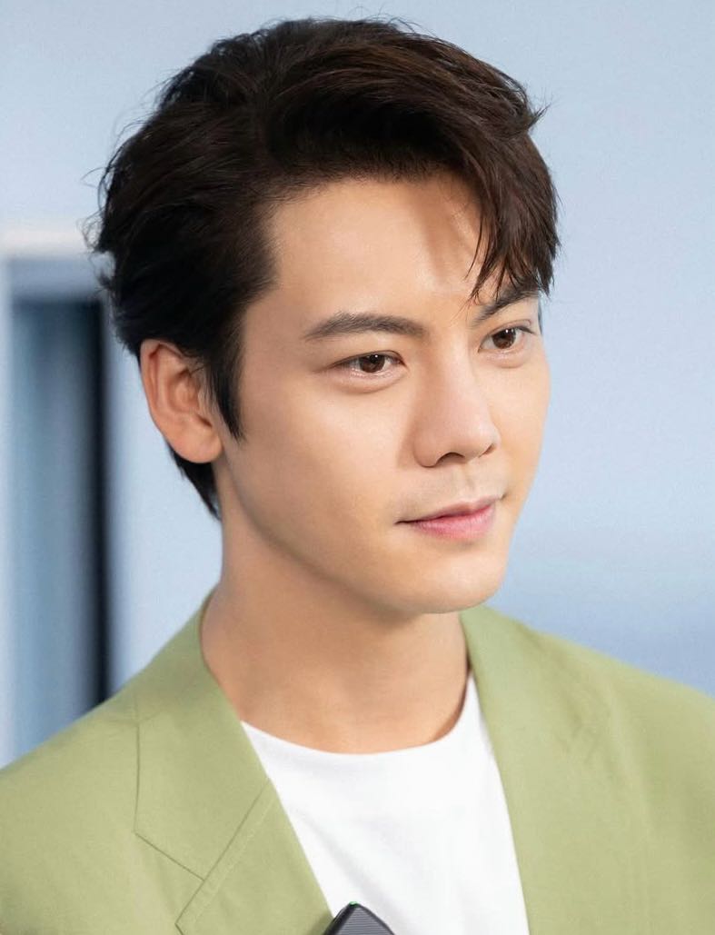 public/images/actor/profilePic/William-Chan-4272.jpeg